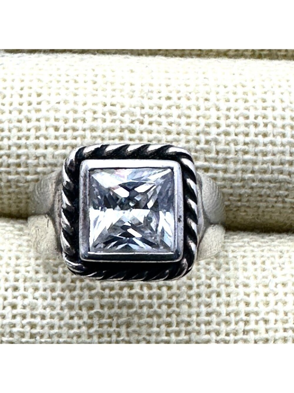 Silpada Elizabeth 925 Sterling Silver Oxidized Square CZ Ring Size 6 R0836